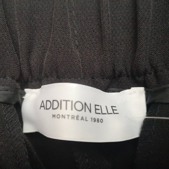 NWT Addition Elle Ladies Size 20 Black Elastic Waist in Back Shorts - Picture 3 of 12